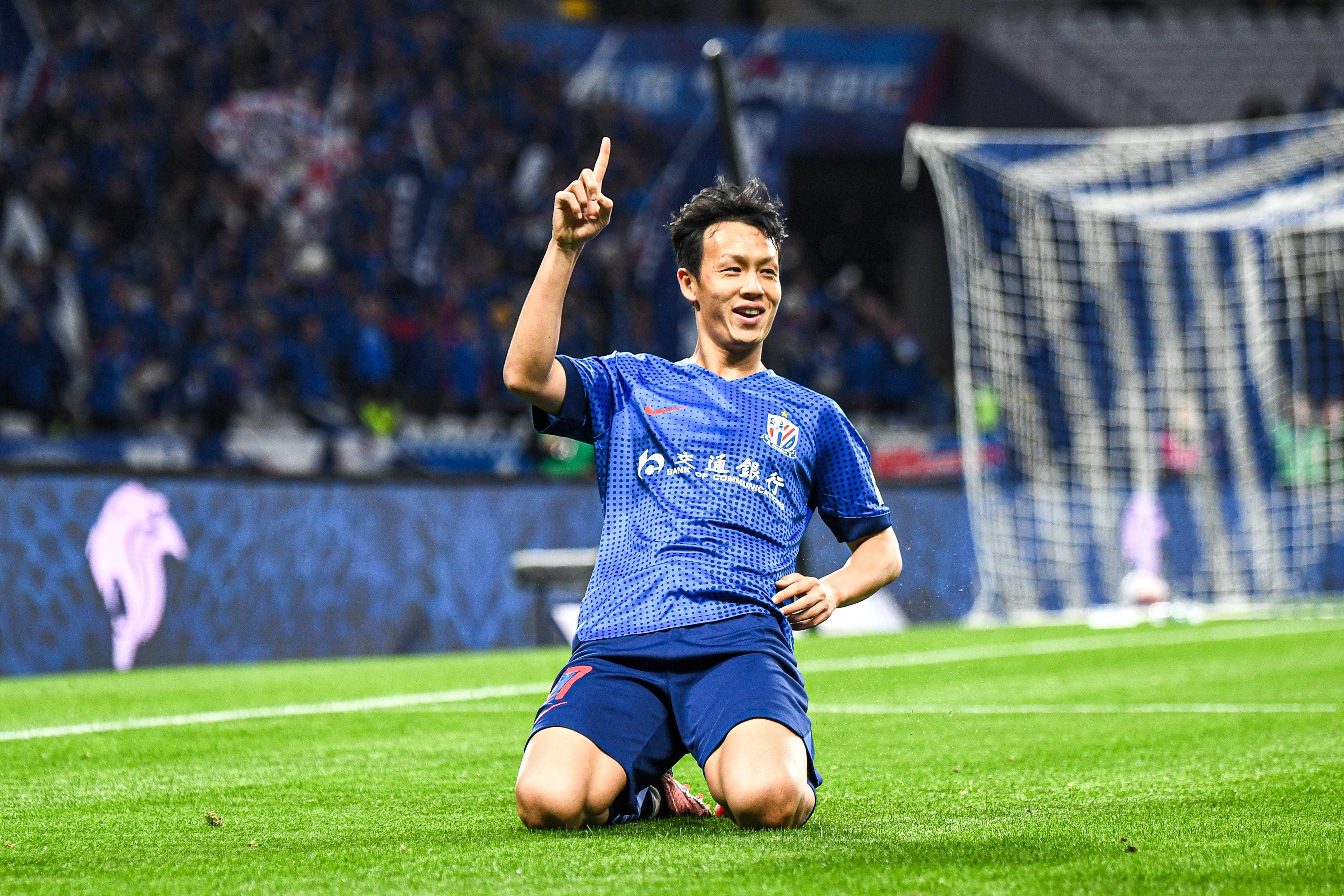 关于热门球队状态回暖，逐渐走出低谷期，挑战领跑者的信息