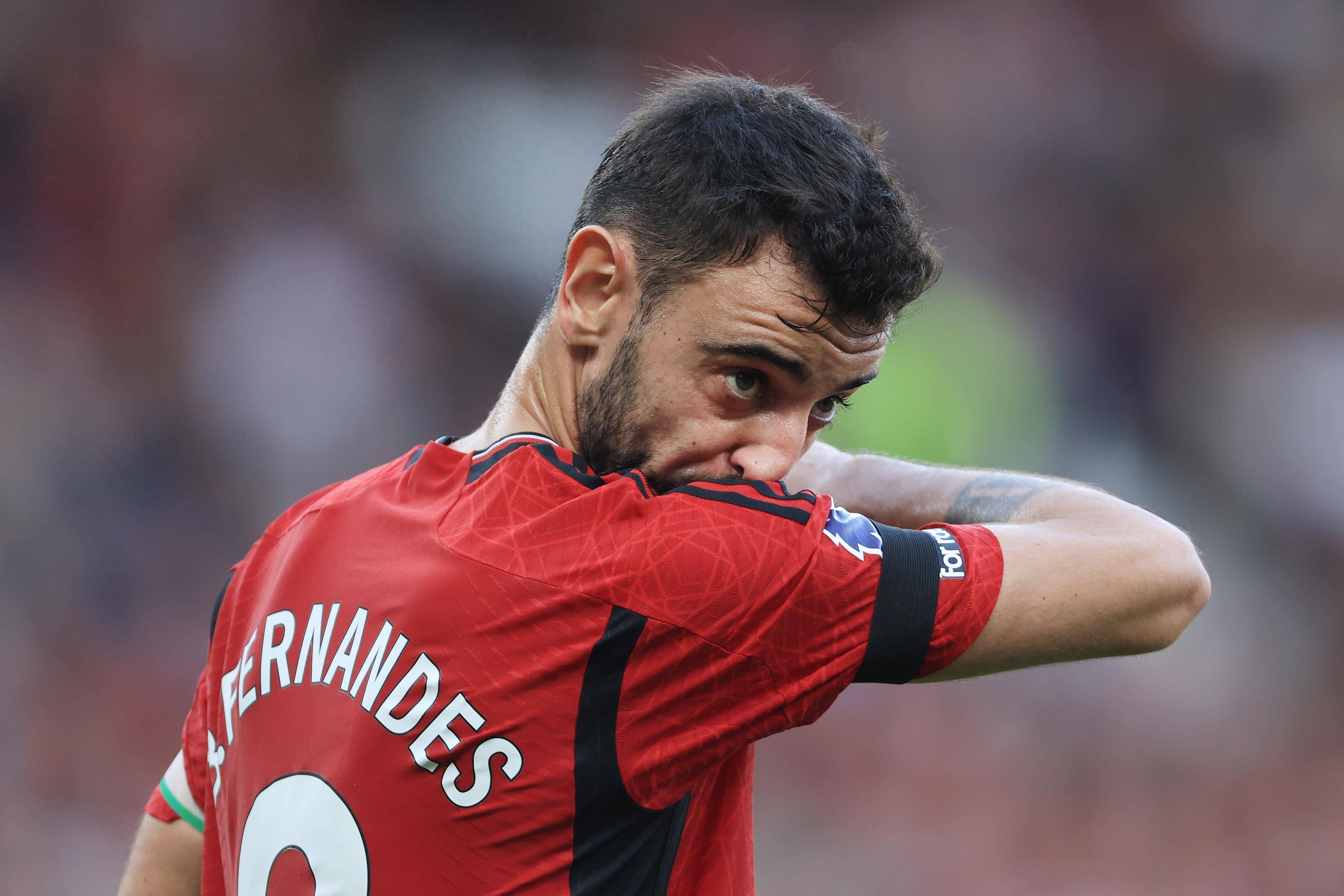 大将因伤缺席，曼联防线面临考验的简单介绍