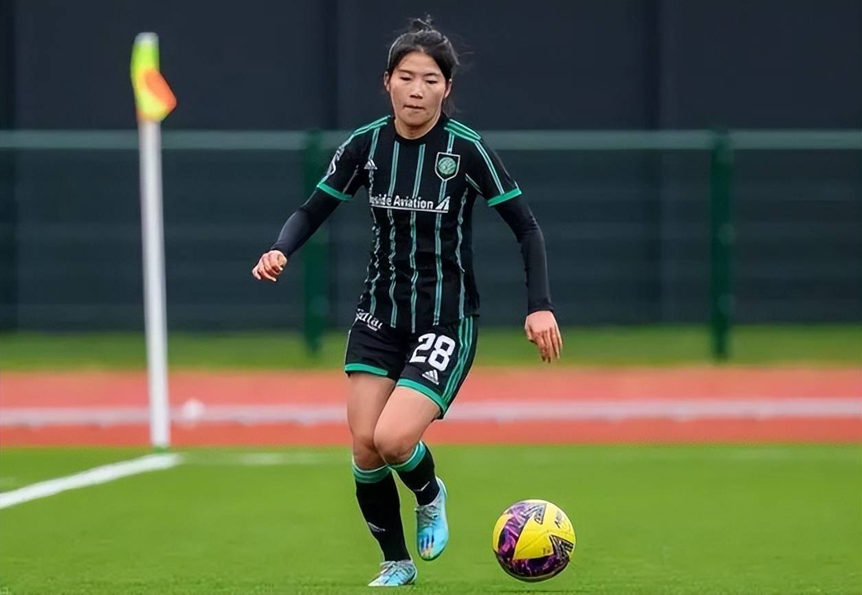 关于体育产业界看好女足球员发展前景的信息