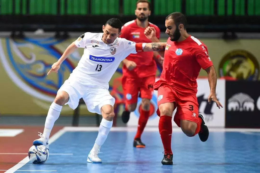 九游体育-人队进攻火力全开，轻松战胜对手