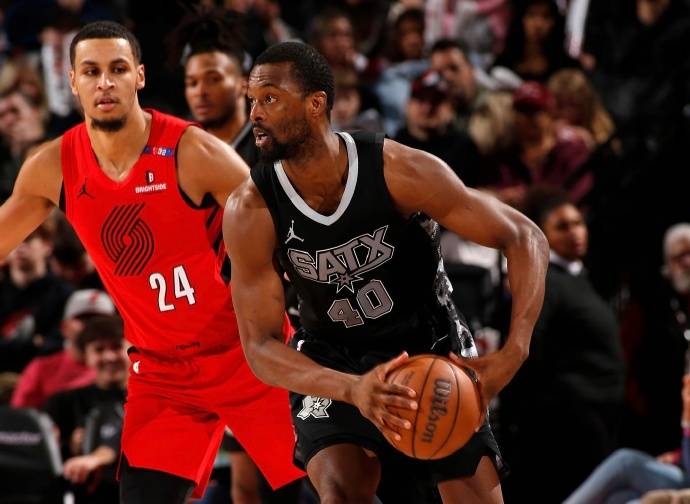 包含开拓者队球员交易传闻,引发球迷关注的词条 包含开拓者队球员交易传闻,引发球迷关注的词条