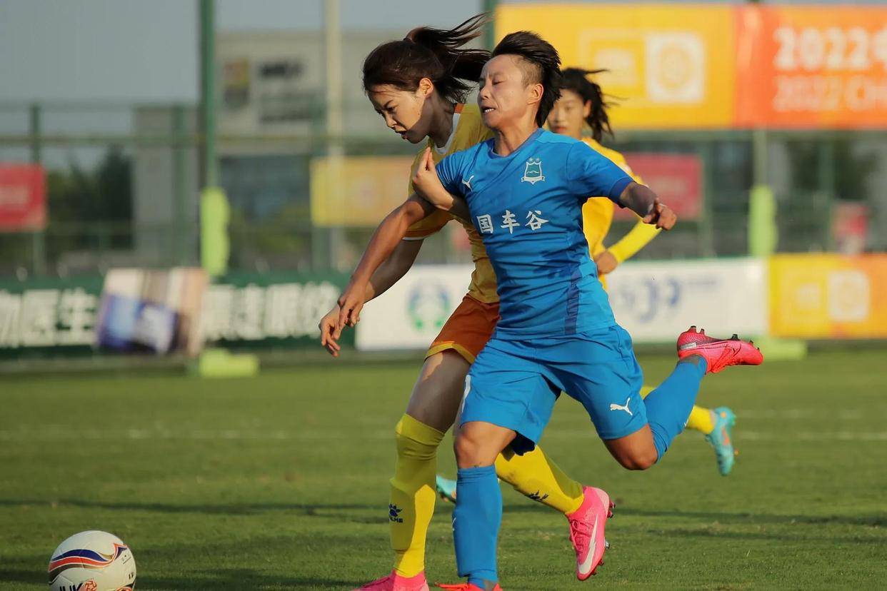 精采绝伦！国际女足联赛总决赛夺冠球队的简单介绍