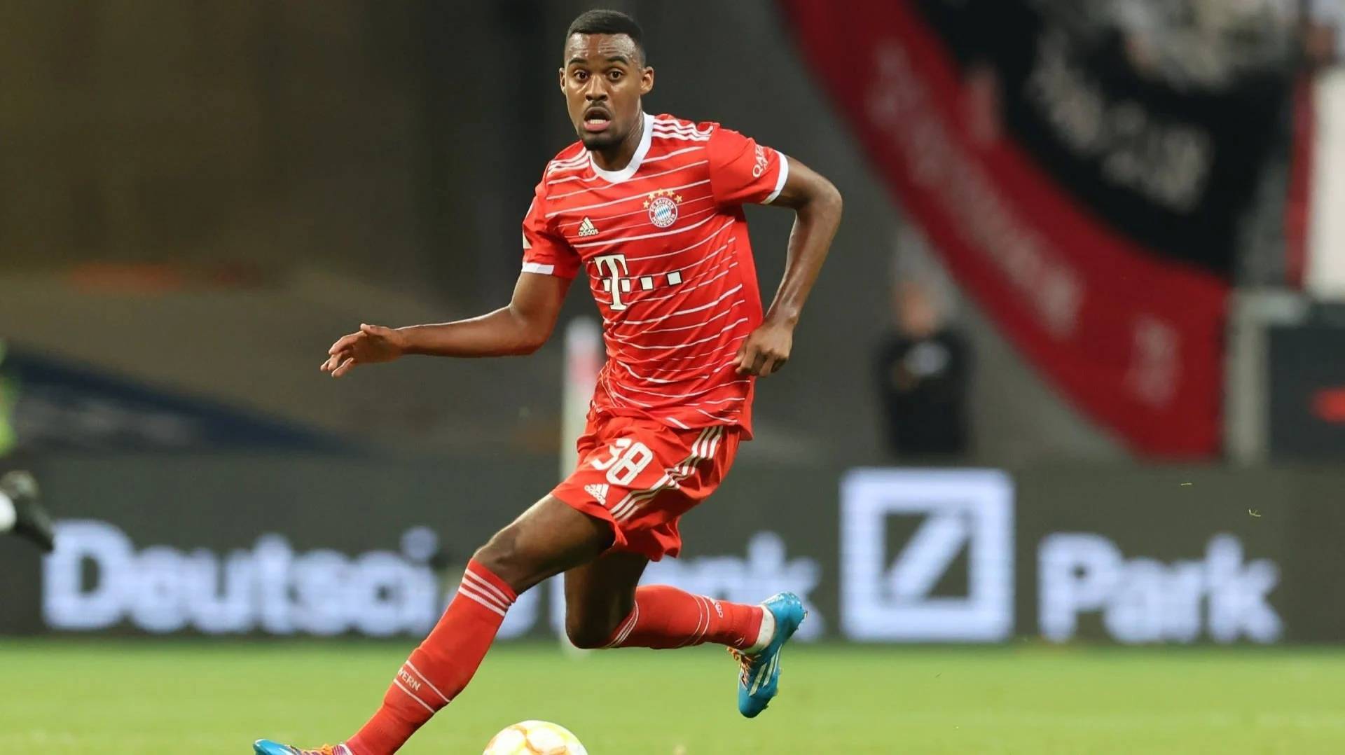 沙尔克新援表现不俗，球迷对其寄予厚望的简单介绍