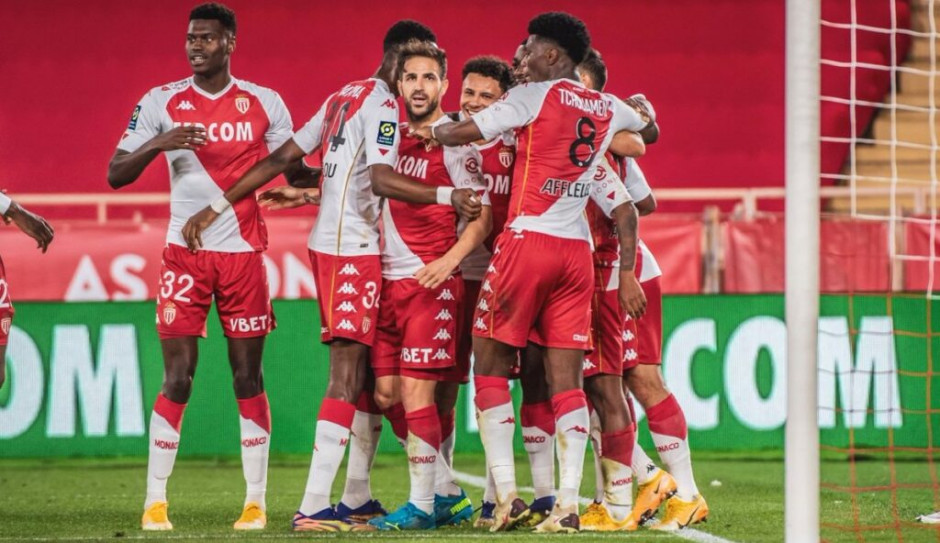 里昂客场对阵雷恩，球队实力相当