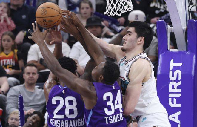 猛龙主场痛击骑士，灰熊不敌爵士的简单介绍