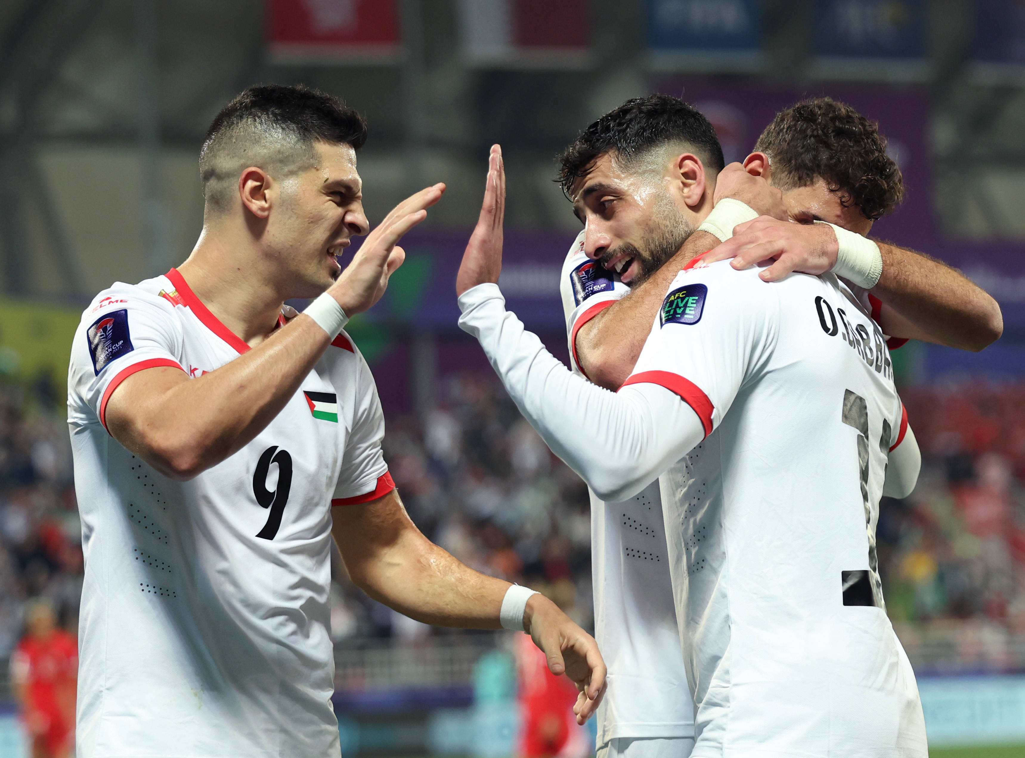 关于巴勒斯坦球队在比赛中势不可挡赢得赞誉的信息 关于巴勒斯坦球队在比赛中势不可挡赢得赞誉的信息