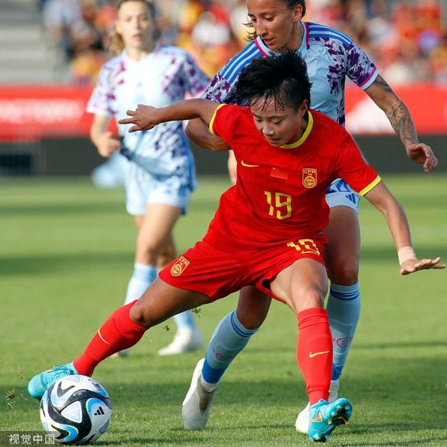 包含备战重要比赛，中国女足冲刺世界杯的词条