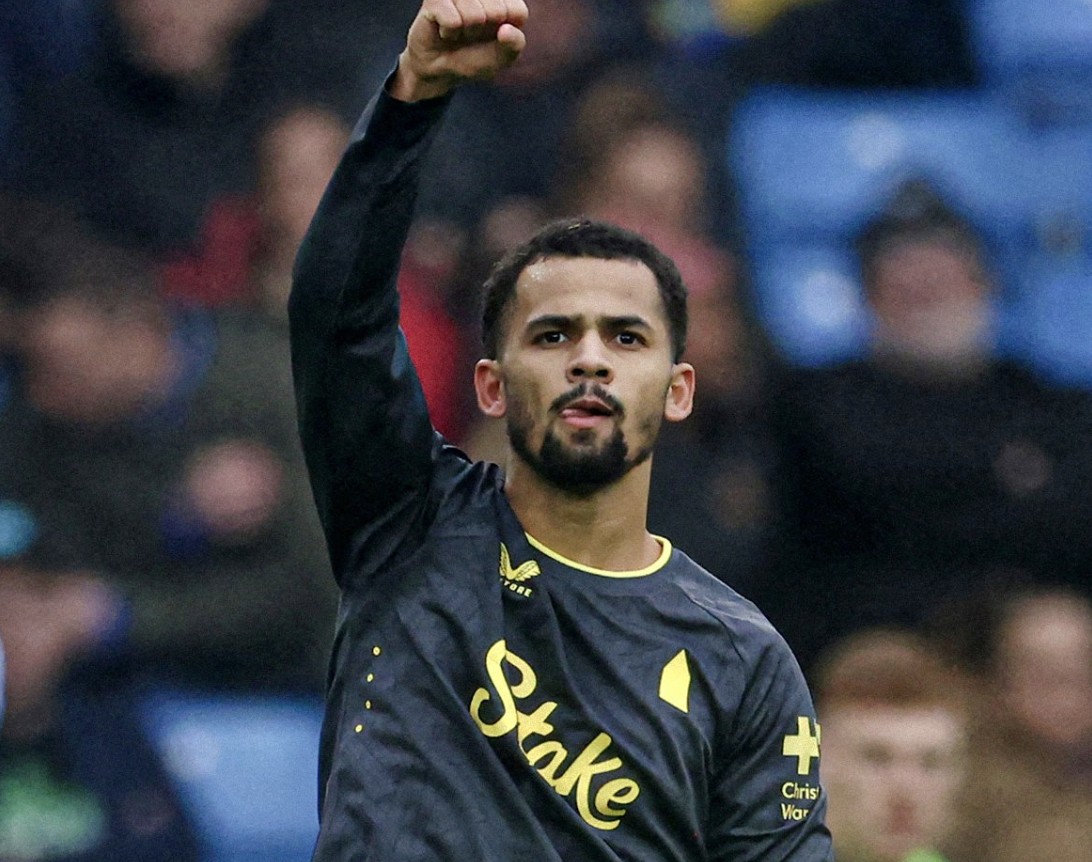 关于压哨绝杀!埃弗顿逆转击败对手!的信息 关于压哨绝杀!埃弗顿逆转击败对手!的信息