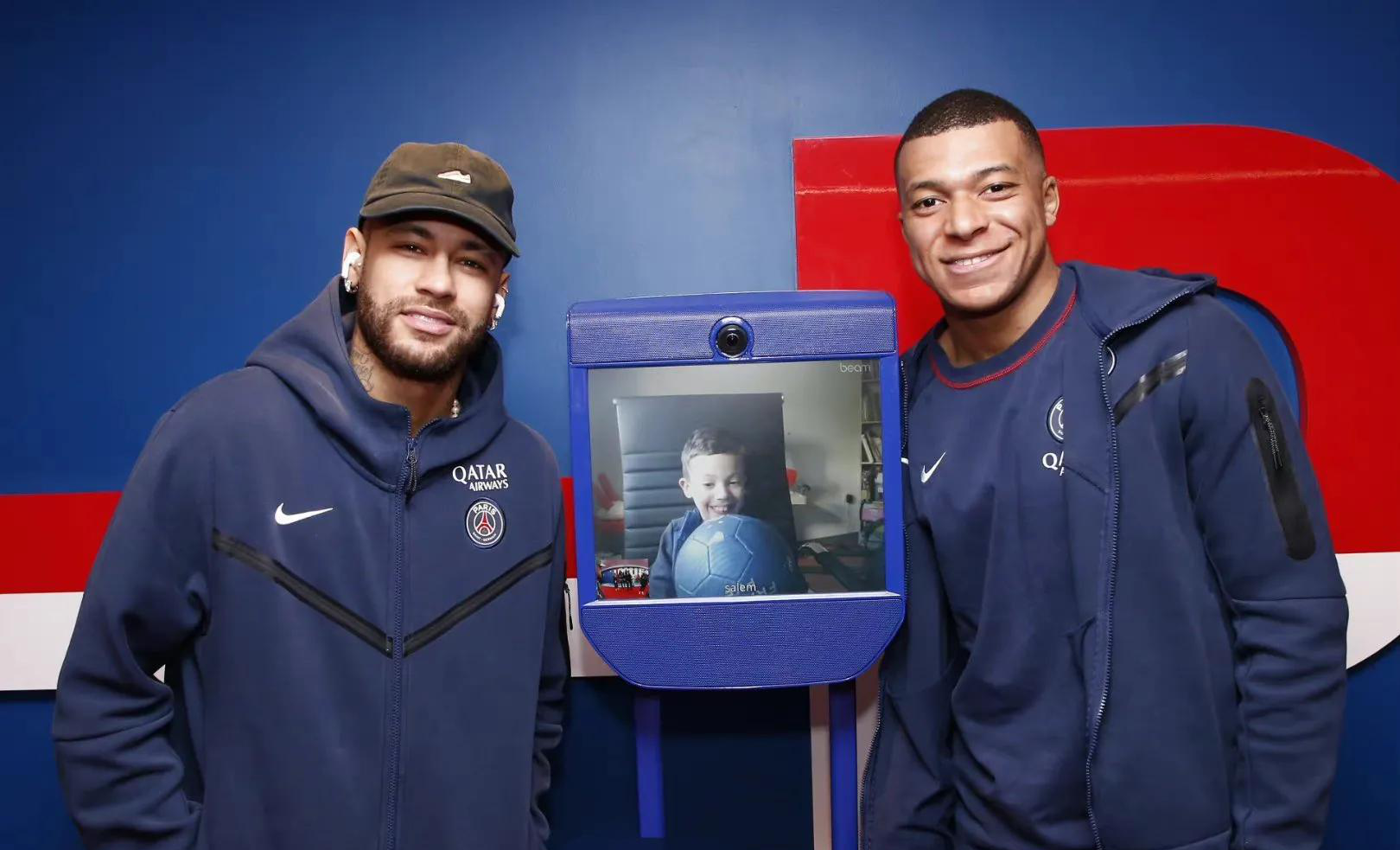 关于内马尔再受伤,巴黎遇人生大考验的信息 关于内马尔再受伤,巴黎遇人生大考验的信息