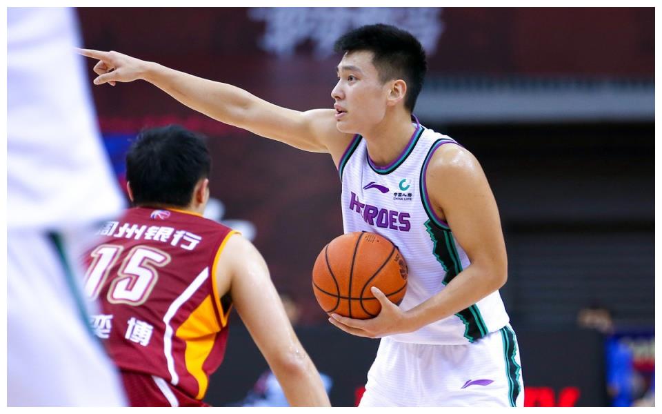 九游娱乐-比尔包攻击线压制对手，取得三连胜