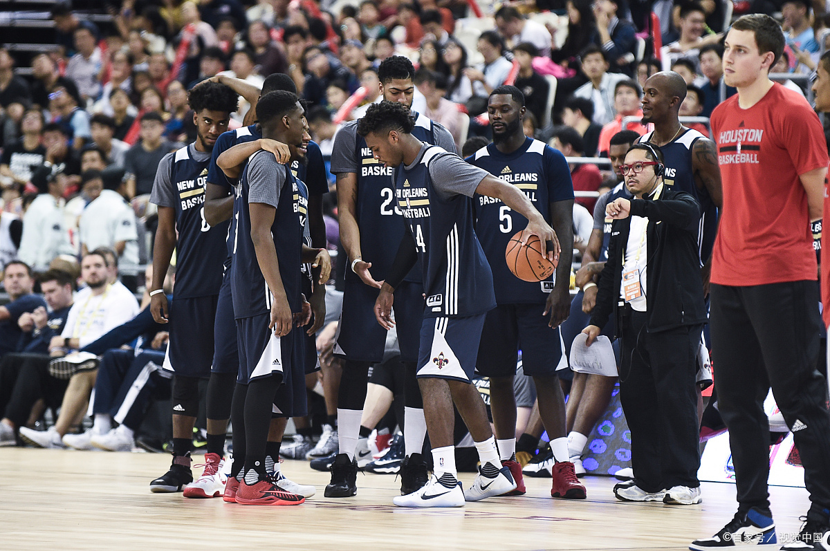 关于马刺主场大胜快船，表现出色进攻端的信息