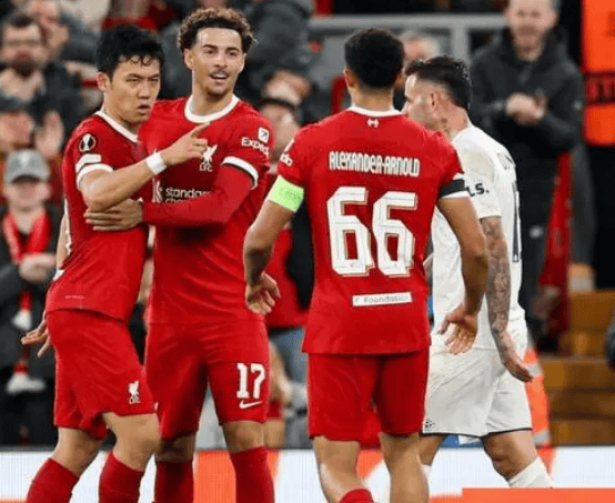 九游官网-利物浦战胜对手，英超豪门稳坐榜首的简单介绍