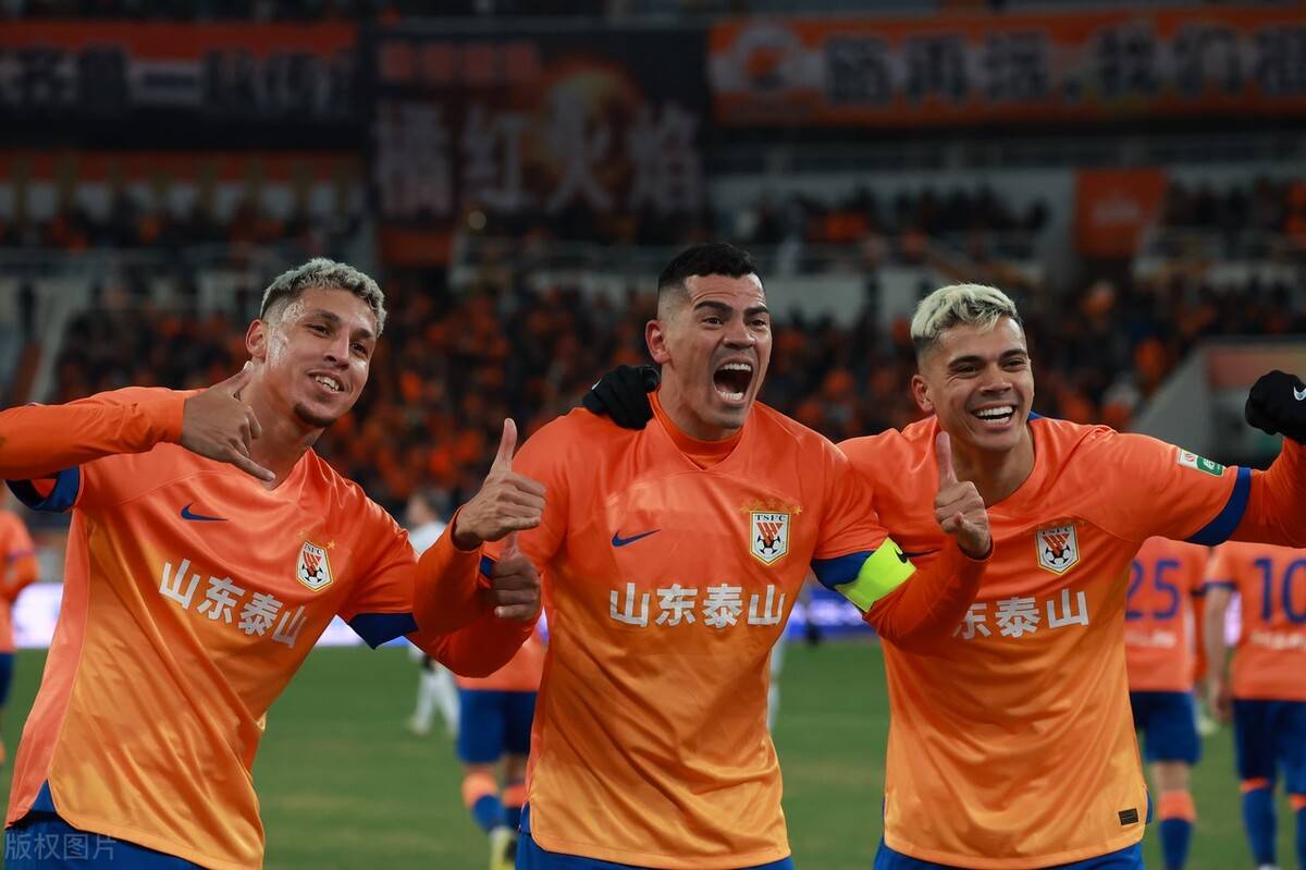 九游VIP-申花迎战鲁能：上海蓝白军团力争一战获胜，山东鲁能拼尽全力的简单介绍