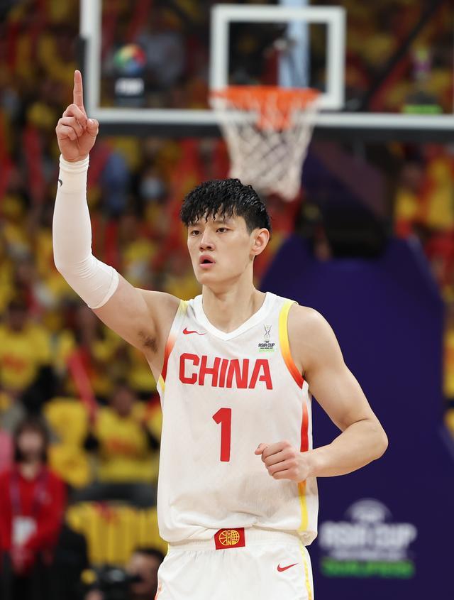 亚洲男篮在国际赛事中表现出色,跻身前列 亚洲男篮在国际赛事中表现出色,跻身前列