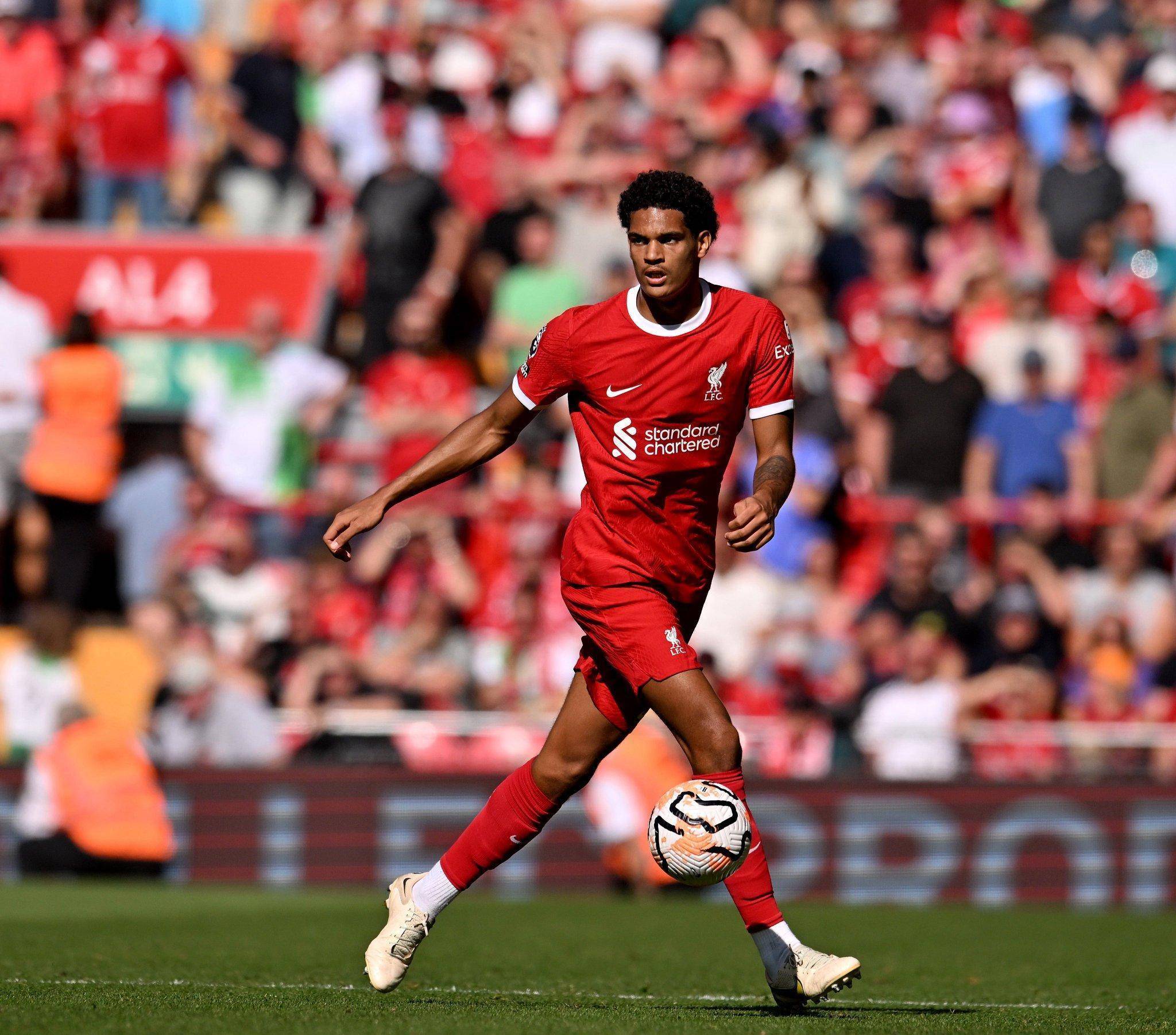 关于利物浦铁卫离队,球队缺失后防线守势不再的信息 关于利物浦铁卫离队,球队缺失后防线守势不再的信息