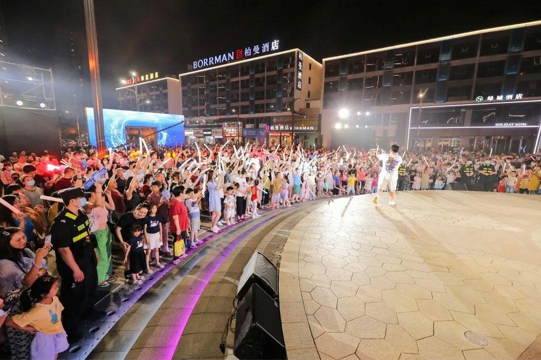 九游娱乐入口-热血比赛绝非一般，全场观众尽情沉浸其中的简单介绍