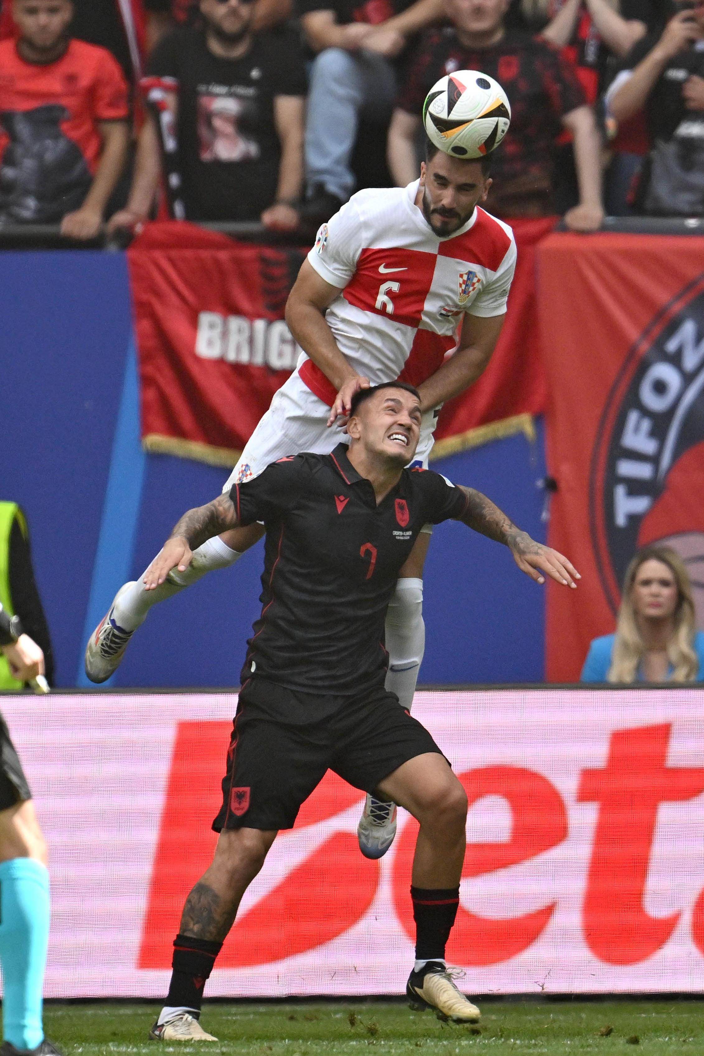 阿尔巴尼亚球队在国际赛事中取得胜利