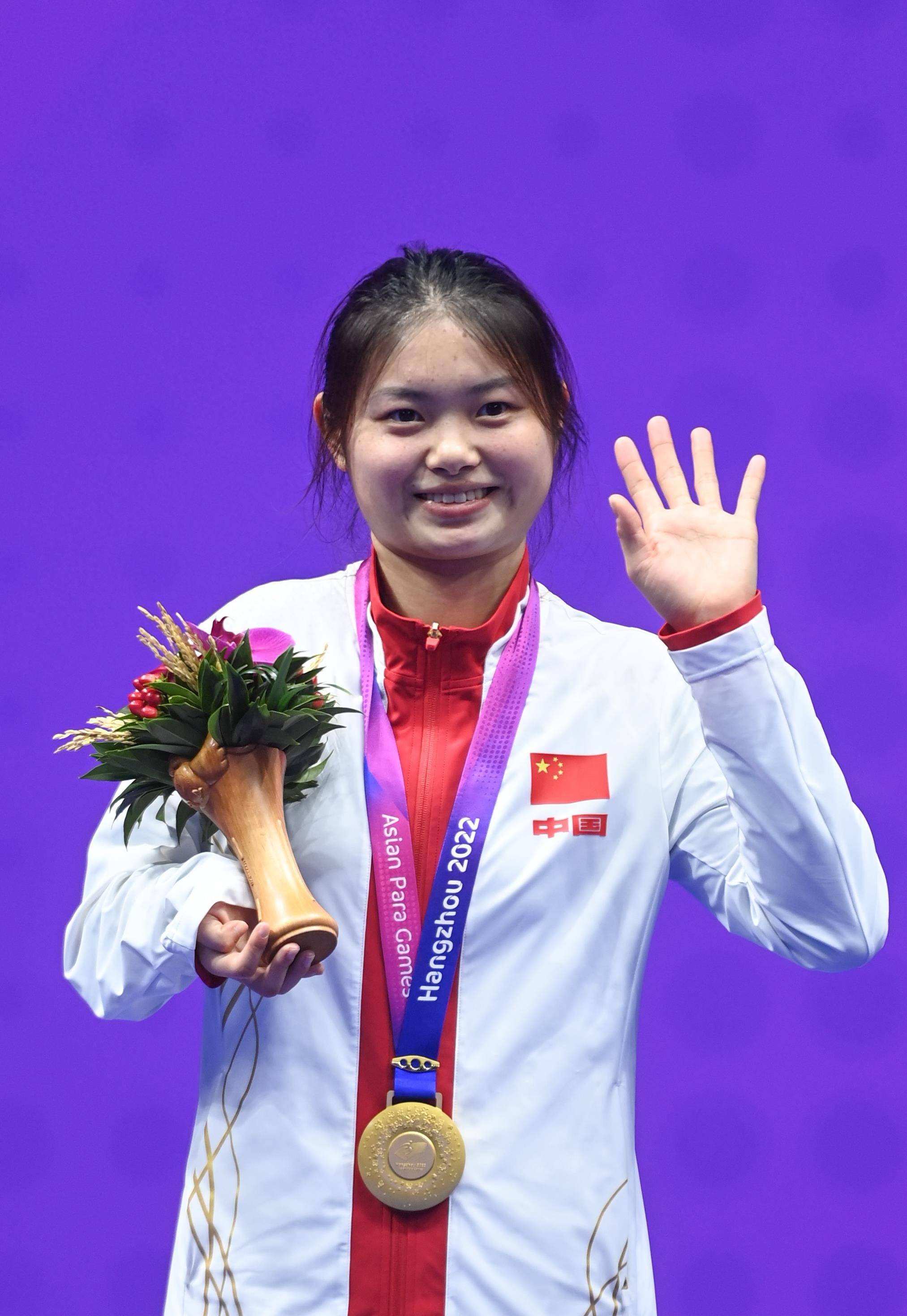 跆拳道比赛中，中国选手夺冠成功