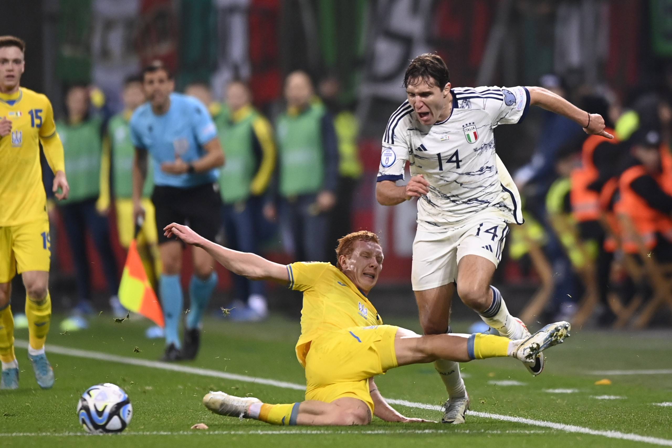 德国队在激烈的比赛中晋级欧洲杯决赛