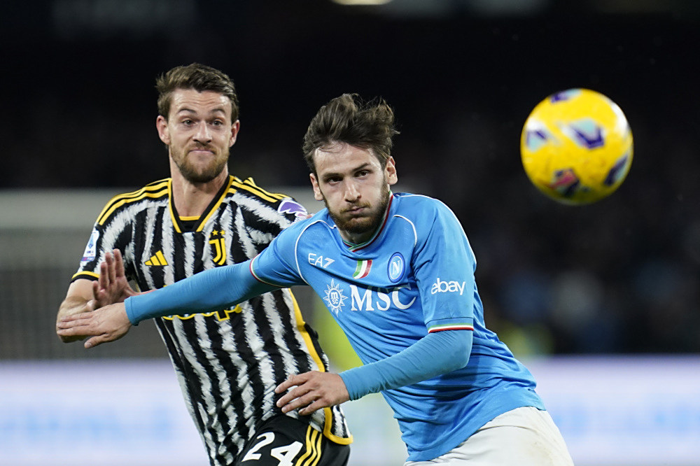 那不勒斯憾负对手，无缘晋级欧冠半决赛！