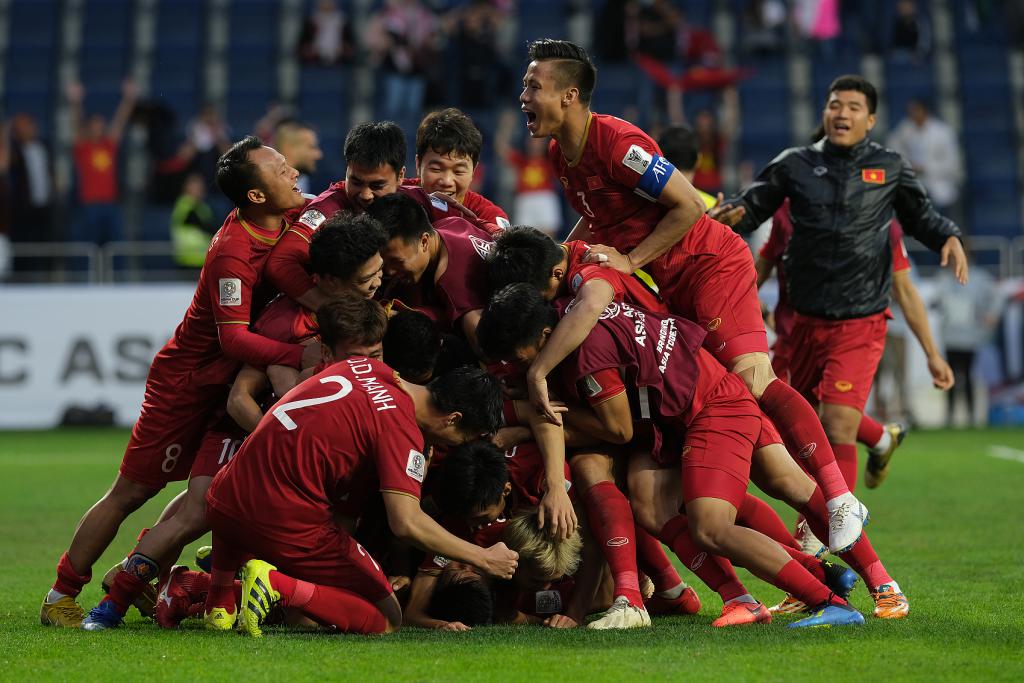 关于韩国球队击败对手，意气风发晋级足球盛事的信息