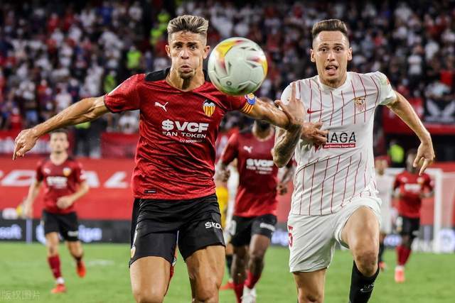 巴伦西亚客场惨败，遭遇两连败