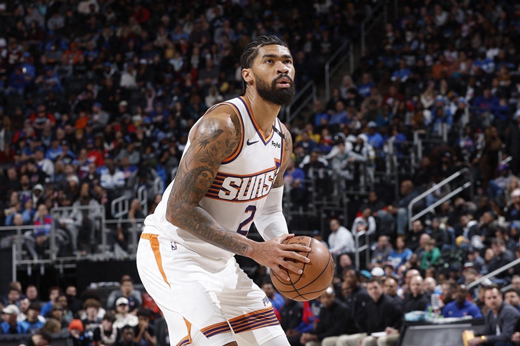 关于太阳逆转勇士，布克砍下35分的信息