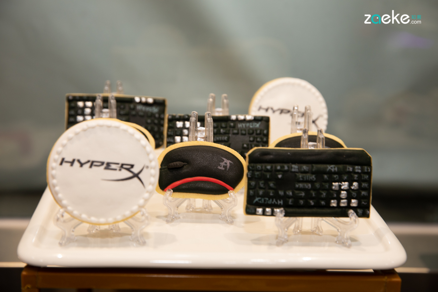 FIFA电竞惊险逆转取胜，粉丝狂欢不已