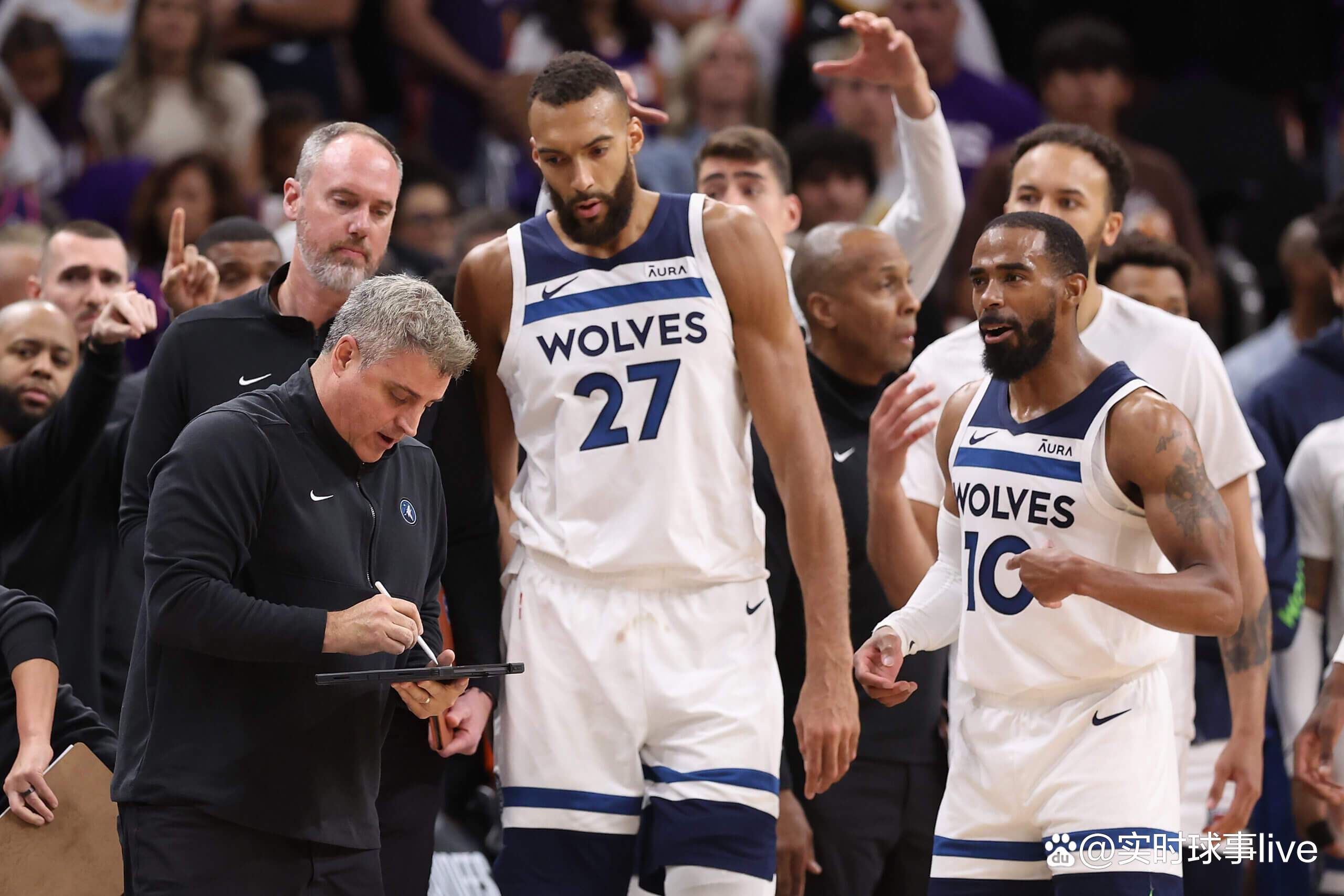 九游官网-国王完胜步行者，麦科勒姆带队取胜