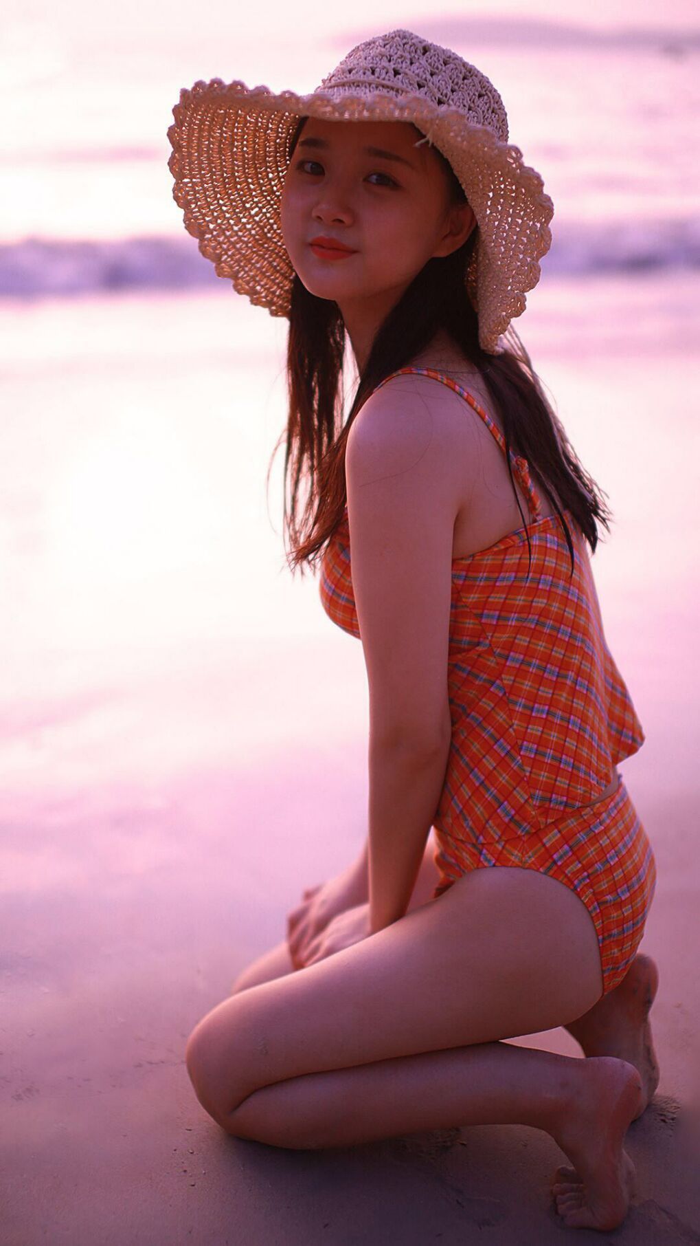 轰鸣与绝杀，当F1引擎撕裂赛道，广厦在篮球场终结独行侠