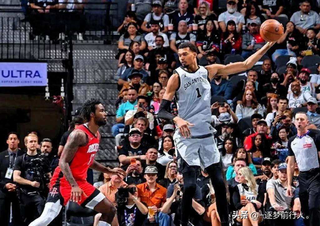 九游娱乐app下载-步行者稳稳拿下快船，文班亚马在季后赛抢七接管比赛